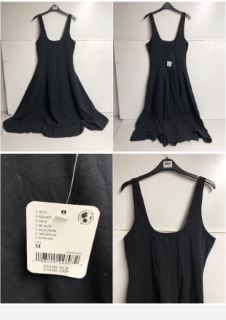 BLACK DRESS SIZE:M