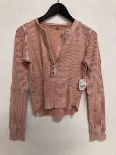 3 X COLT TOP RRP: £204 (PINK)