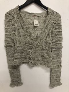 WILD ROSES CARDIGAN SIZE: S RRP: £118 (GREY)