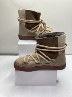 HULK BEIGE ANKLE BOOTS SIZE 39