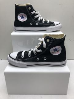 CONVERSE YOUTH TRAINERS UK SIZE 12.5