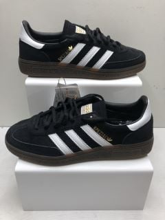 ADIDAS HANDBALL SPEZIAL TRAINERS UK SIZE 5