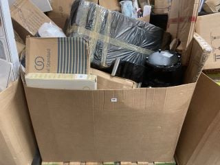 PALLET OF ITEMS INC TOILET SEAT & AIR FRYER