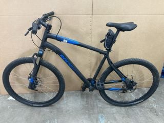 ROCKRIDER MOUNTAIN BIKE (MPSS02336107) (VAT ONLY PAYABLE ON BUYERS PREMIUM)