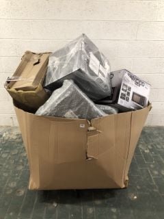 PALLET OF APPLIANCES TO INCLUDE KENWOOD CONVENTIONAL MICROWAVE