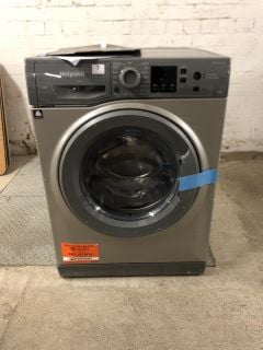 HOTPOINT ANTI-STAIN 9KG 1400 SPIN WASHING MACHINE MODEL NO: NSWR 946 GK