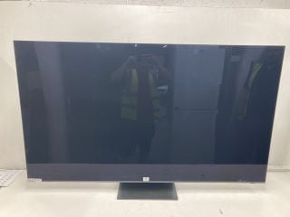 SAMSUNG 65" TV MODEL QE65QN800CATXXU (NO REMOTE, WITH STAND, NO BOX, SMASHED SCREEN) RRP £2,499