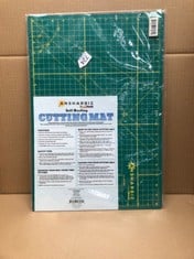 23 X SELF HEALING CUTTING MATS: LOCATION - G