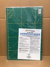 23 X SELF HEALING CUTTING MAT: LOCATION - G