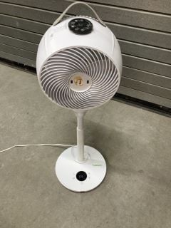 MEACO TALL STANDING FAN