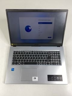 ACER ASPIRE 3 512GB LAPTOP IN SILVER. (NO BOX, NO CHARGER). INTEL CORE I3-1115G4, 8GB RAM, 17" SCREEN  [JPTN41511]