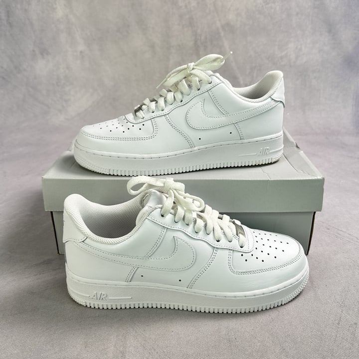 Nike Air Force 1 07 Sneakers CW2288-111 With Box And Sales Receipt - Size UK 7.5 (VAT ONLY PAYABLE ON BUYERS PREMIUM)