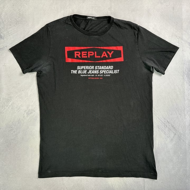 Replay T-Shirt - Size L (VAT ONLY PAYABLE ON BUYERS PREMIUM)