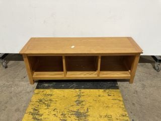 1 X WOODEN TV STAND