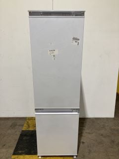 1 X HISENSE WHITE FRIDGE FREEZER MODEL: HIS-RIB312F4AWE