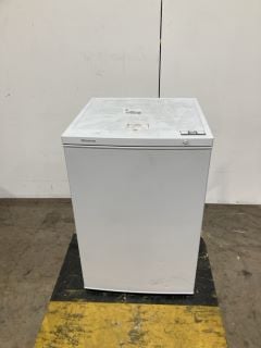 1 X HISENSE WHITE MINI FREEZER MODEL: HIS-FV105D4BW21