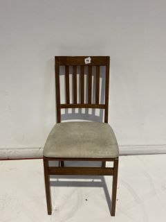 FOLDING OAK DINING CHAIR