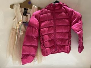 BOX OF ASSORTED CLOTHES TO INCLUDE ZUNIE KIDS DRESS & 32 DEGREES KIDS PINK COAT