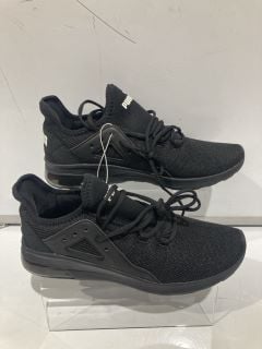 2X PUMA BLACK SHOE SIZE 9