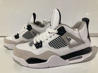 AIR JORDAN 4 RETRO SMALL WHITE CEMENT/SMALL BLANC SEMENT