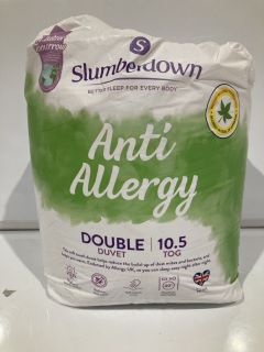 BOX OF ITEMS INCLUDING SLUMBERDOWN ANTI-ALLERGY DOUBLE DUVET