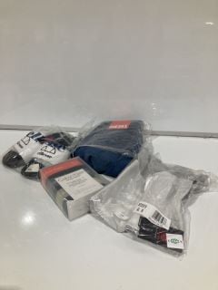 QTY OF ITEMS INCLUDING ELLESSE FELLENTIES SLIDERS WHITE/BLACK