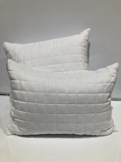 2 X HOTEL GRAND WHITE PILLOWS TOTAL RRP £80