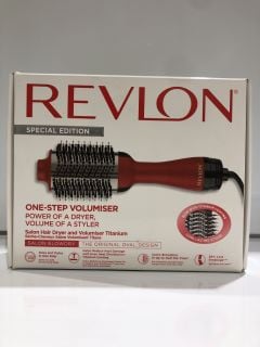 2 X REVLON ONE STEP VOLUMISER TOTAL RRP £80