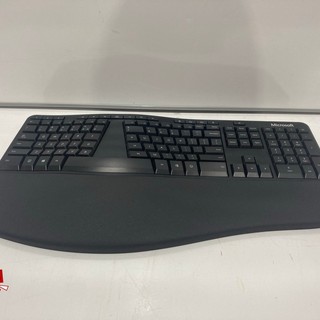 1 X MICROSOFT ERGONOMIC KEYBOARD