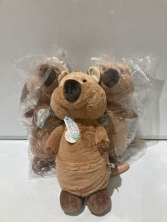 BOX OF QUOKKA QUOKKA MOLA STUFFED TOY