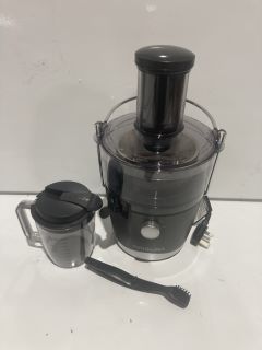 2 X NUTRIBULLET JUICER