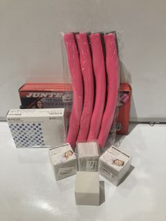 BOX OF HEALTH ITEMS INCLUDING UNICARE DISPOSABLE GLOVES