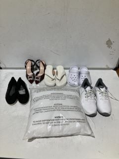 QTY OF FOOTWEAR TO INCLUDE CROCS - WHITE SIZE 7