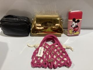 QTY OF PURSES TO INCLUDE WOMENS GOLDEN COLOURED PURSE