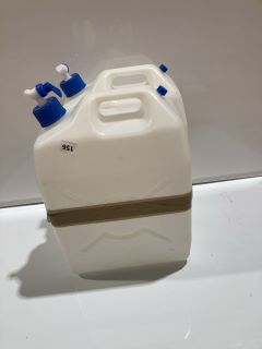 2 WATER CONTAINERS - SIZE L