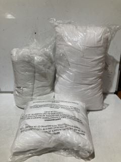 QTY OF BEDDING ITEMS TO INCLUDE SOFT COMFORT PILLOWS