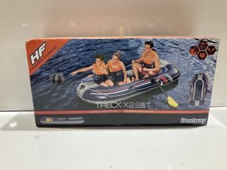 CROSS COUNTRY HIGH RAISED AIR BED & HYDRO-FORCE TRECK X2 SET