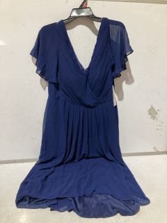 QTY OF WOMEN'S CLOTHING TO INCLUDE EVER PRETTY DRESS - BLUE SIZE XL