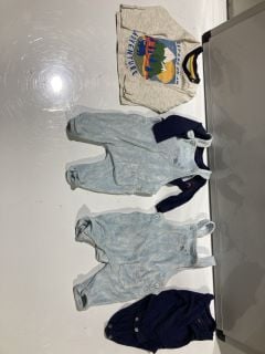 QTY OF ASSORTED CLOTHING TO INCLUDE BABYS PRIMARK CARES TEE - SIZE 3/6M