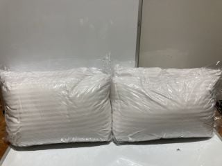 BOX OF BEDDING ITEMS TO INCLUDE PILLOWS & DUVET