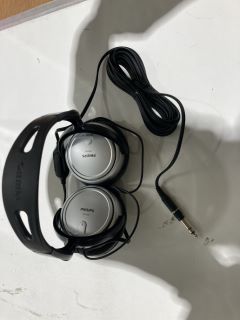 2 X PHILIPS TV LISTENING HEADHPHONES