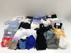 VARIETY OF WOMEN'S UNDERWEAR VARIOUS BRANDS AND SIZES (TOTAL P.V.P 900€) - LOCATION 34B.