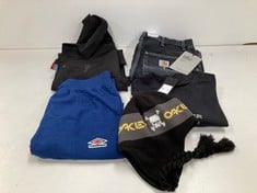 5 X VARIOUS GOOD BRANDS AND SIZES INCLUDING CARHARTT JEANS SIZE L - LOCATION 26B.