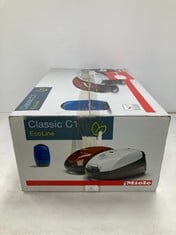 HOOVER WITH BAG CLASSIC C1 ECOLINE RED COLOUR (TOTAL P.V.P 192€) - LOCATION 21A.