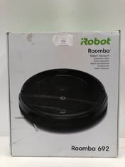 IROBOT ROOMBA 692 ROBOT HOOVER WITH WI-FI CONNECTION, THREE-STAGE CLEANING SYSTEM, PERSONALISED SUGGESTIONS, COMPATIBLE WITH YOUR VOICE ASSISTANT, BLACK (P.V.P 340€) - LOCATION 24B.