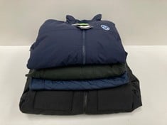 4 X GARMENTS OF VARIOUS BRANDS AND SIZES INCLUDING WALKER AND HAWKED WAISTCOAT SIZE XL GREEN - LOCATION 13C.