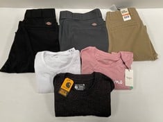 6 X GARMENTS VARIOUS BRANDS AND SIZES INCLUDING PEPE JEANS PINK T-SHIRT SIZE M - LOCATION 33C.