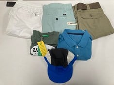 6 X GARMENTS VARIOUS BRANDS AND SIZES INCLUDING BENETTON T-SHIRT GREEN COLOUR SIZE 10-11 YEARS - LOCATION 37C.