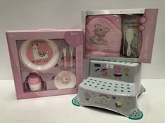 3 X BABY ITEMS INCLUDING COMB AND BRUSH - LOCATION 6C.