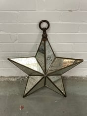 1 X STONE THE CROWS SMALL GLASS STAR LIGHTS (DAMAGED) - HEIGHT 45CMs - TOTAL RRP £135